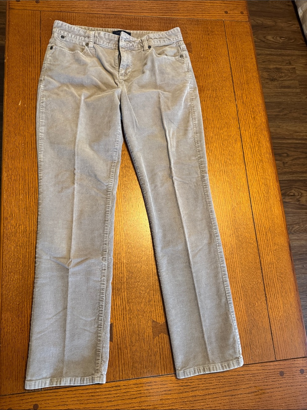 Talbots Straight Leg Jeans in Light Gray